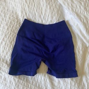 Alphalete amplify shorts